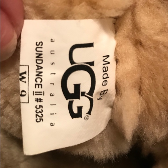 UGG Winter Boots - Picture 5 of 5